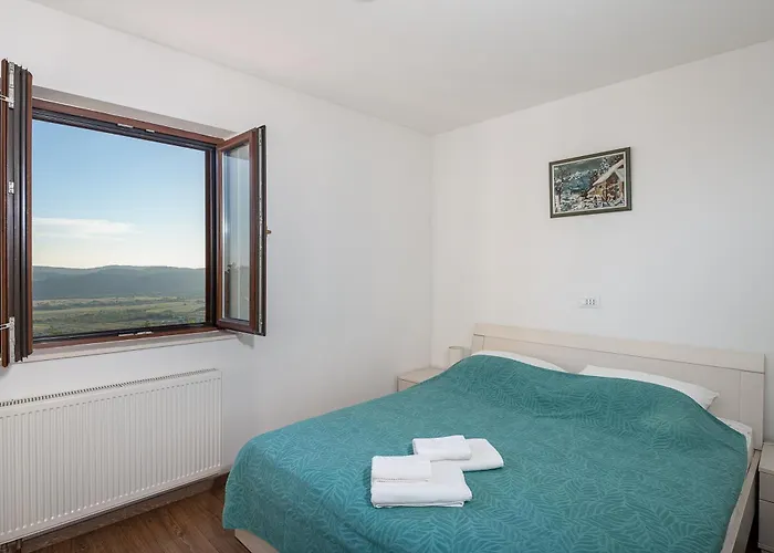 Rural Veselic * Pridvorje